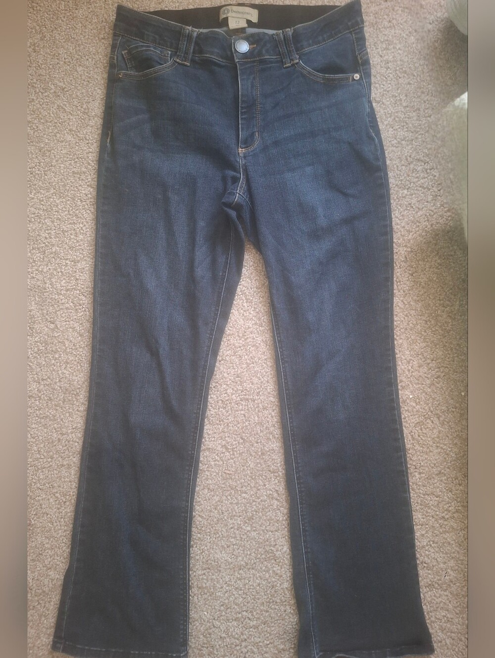 Women’s Democracy “Ab” Solution Technology jeans in size 12. Dark wash Jeans